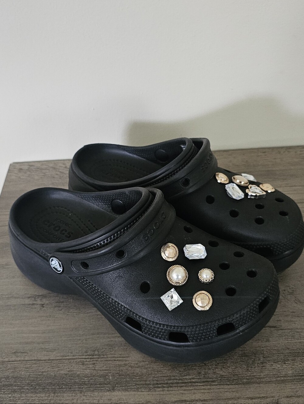 CROCS Black Classic Platform Clog with Gold & Clear Jewel Charms Women 7
